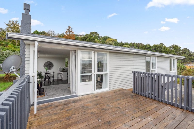 20 Tanekaha Drive, Parahaki, Whangarei - Carousel 1