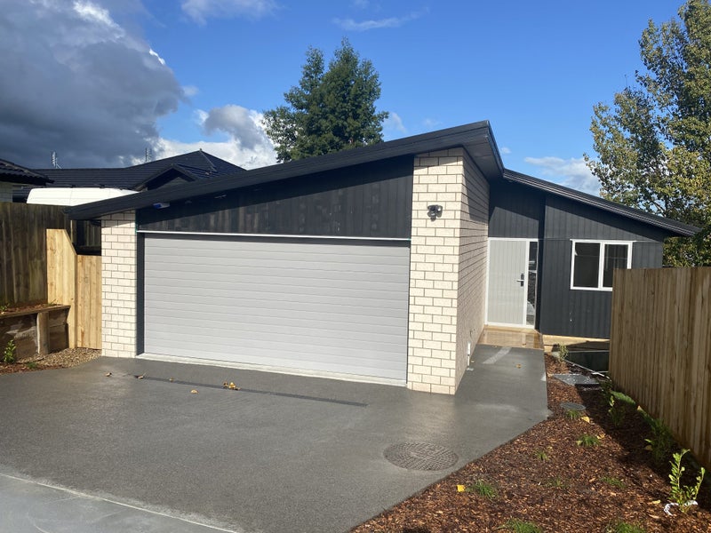 11 Oderings Place, Huntington, Hamilton - Carousel 1