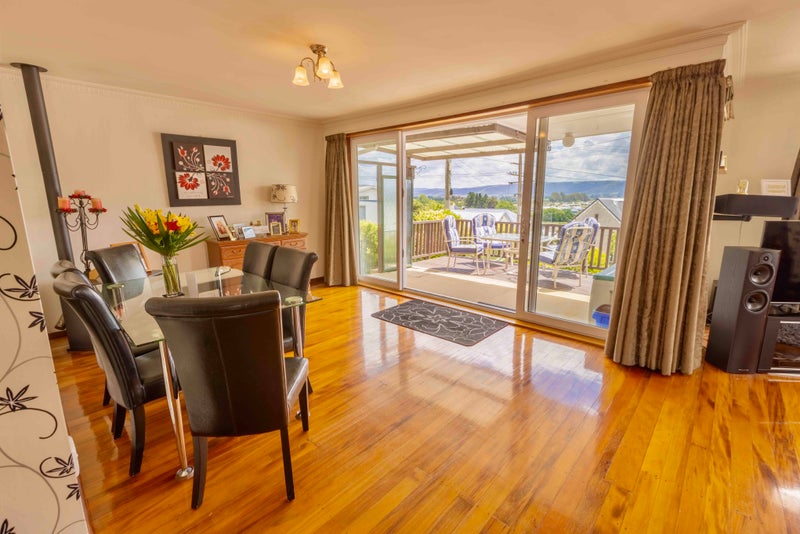 6 Clyde Street, Kinmont Park, Mosgiel - Carousel 2