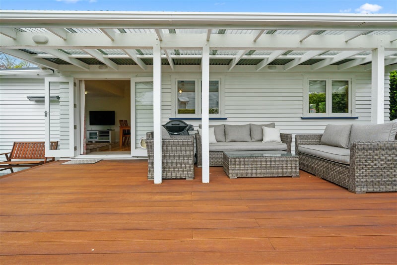 14 Myrtle Street, Hutt Central, Lower Hutt - Carousel 2