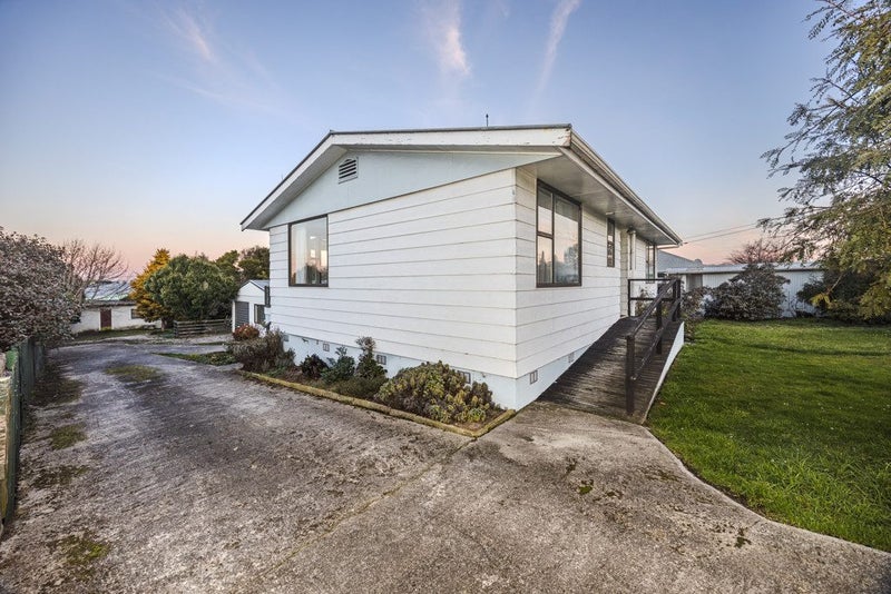 25 Mersey Street, South Hill, Oamaru - Carousel 1
