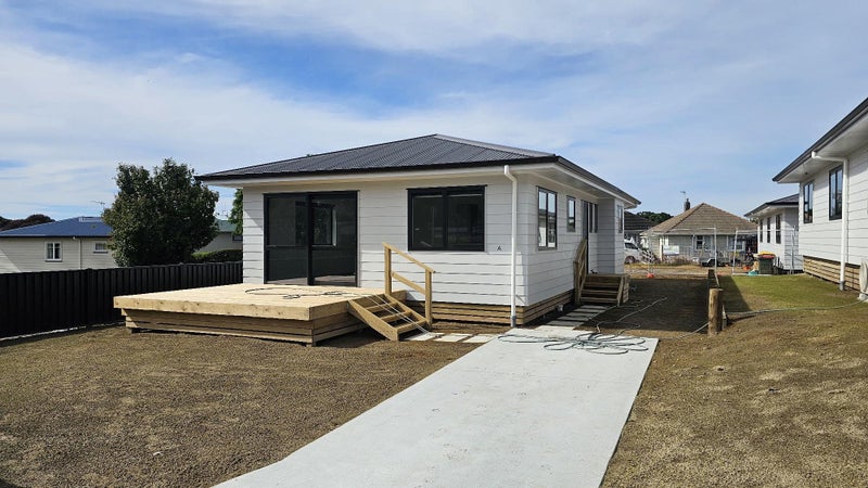 3 Brown Terrace, Te Puke, Te Puke - Carousel 1