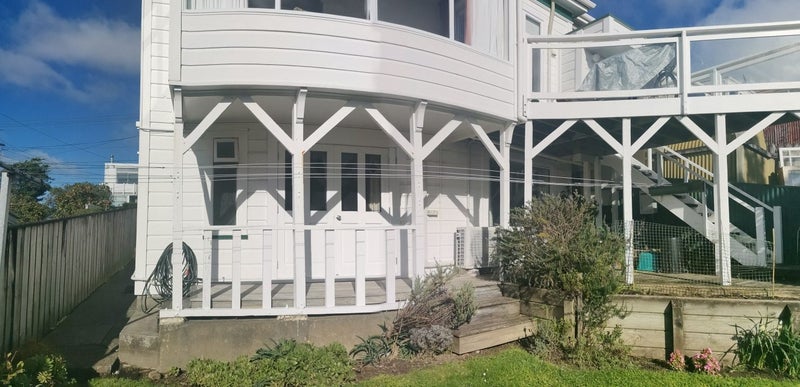 20 Carrington Street, Mount Cook, Wellington - Carousel 1