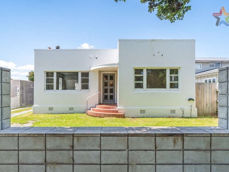 3 Hart Avenue, Boulcott, Lower Hutt - Carousel 1