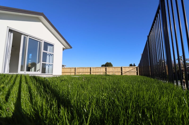 2/11 Miro Street, Maeroa, Hamilton - Carousel 2