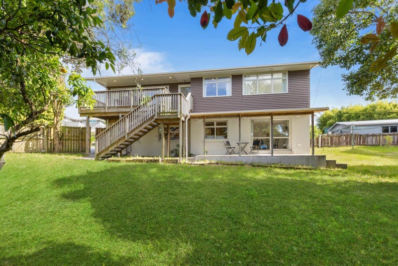 8 Altona Road, Forrest Hill, Auckland - Carousel 1