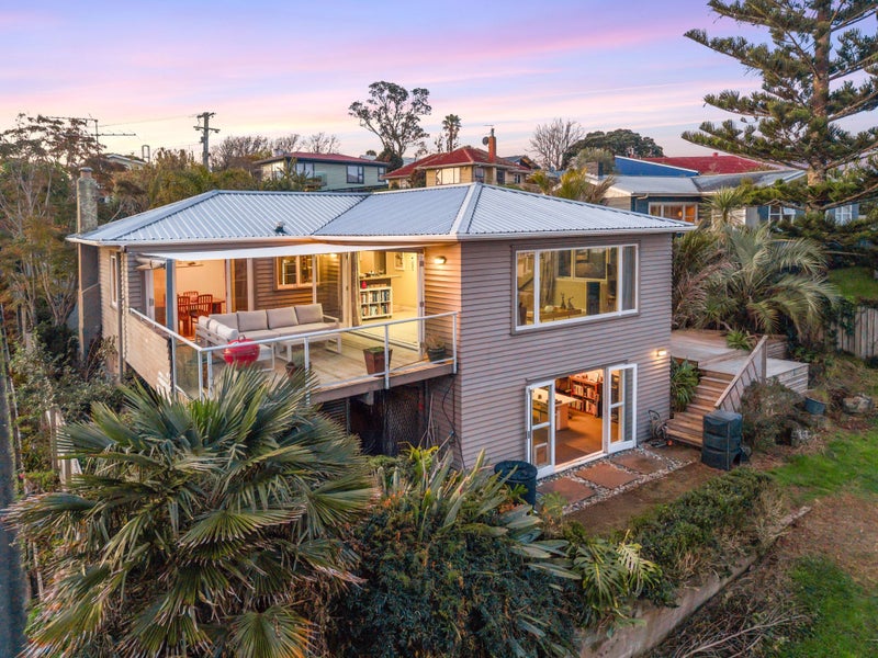 13 Lintaine Place, Glen Innes, Auckland - Carousel 2