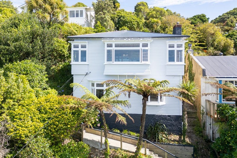 108 Rakau Road, Hataitai, Wellington - Carousel 1
