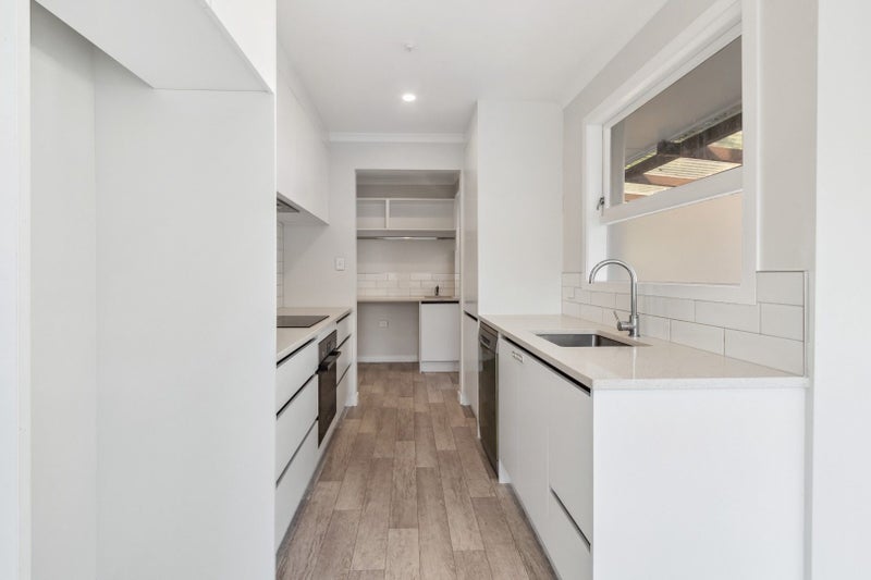 19 Dalesford Street, Silverdale, Hamilton - Carousel 2