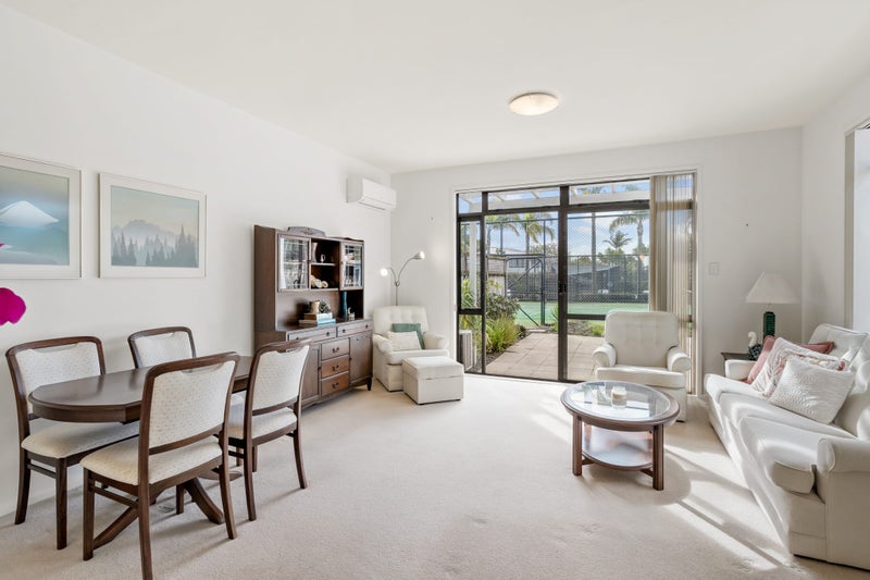 31/2 Armoy Drive, East Tamaki, Auckland - Carousel 2