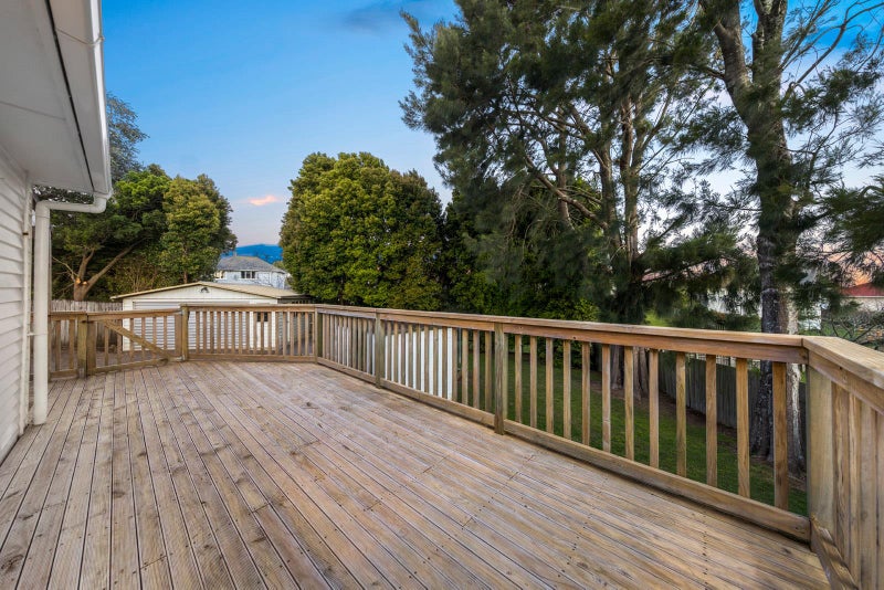 86 Leybourne Circle, Glen Innes, Auckland - Carousel 8