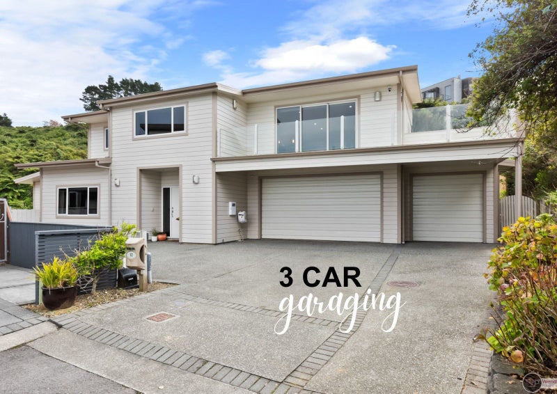 17 Oceanview Terrace, Tirohanga, Lower Hutt - Carousel 1