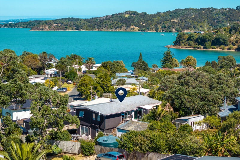 4 Bryan Road, Surfdale, Waiheke Island - Carousel 35