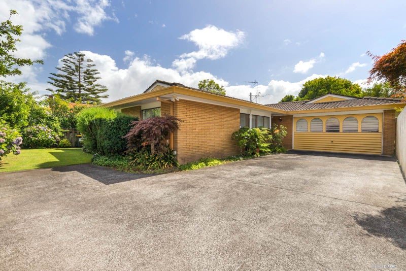 2/23 Manse Road, Pahurehure, Papakura - Carousel 1