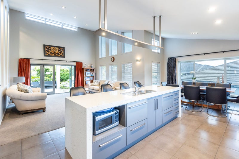 3 Trinidad Place, Flagstaff, Hamilton - Carousel 1