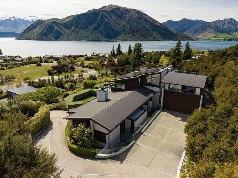 30 Penrith Park Drive, Wanaka  - Carousel 2