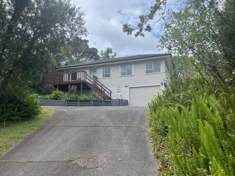 2/23 Santiago Crescent, Unsworth Heights, Auckland - Carousel 1