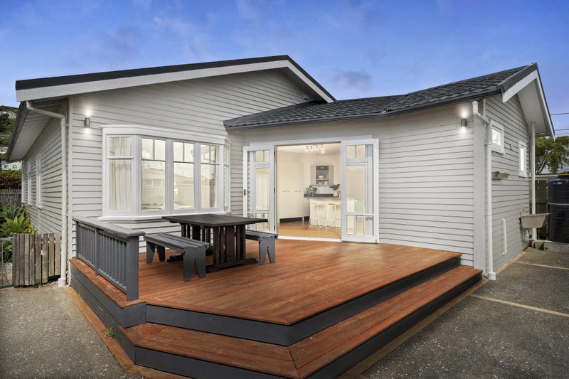 21 Argentine Avenue, Miramar, Wellington - Carousel 1