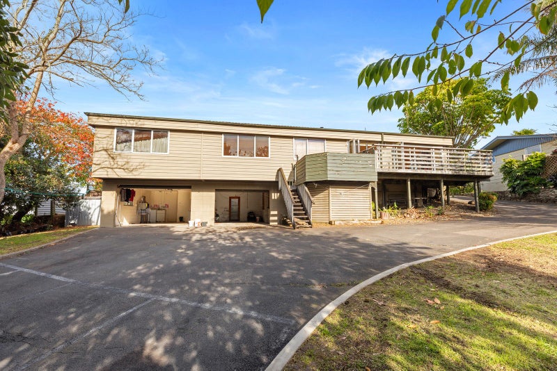 86 Botanical Road, Tauranga South, Tauranga - Carousel 1