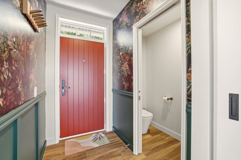 2/18 Cheviot Street, Spreydon, Christchurch - Carousel 2