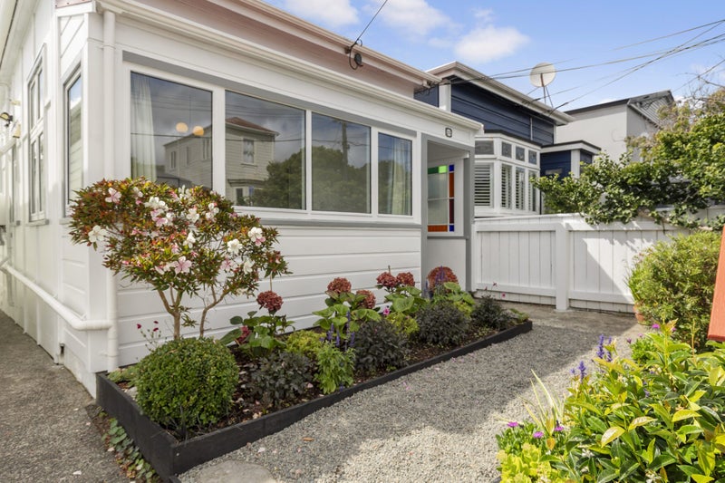 215 Rintoul Street, Berhampore, Wellington - Carousel 2