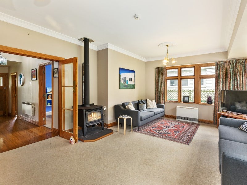 87 Wyndrum Avenue, Waterloo, Lower Hutt - Carousel 2