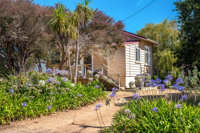 4 Manuka Road, Oneroa, Waiheke Island - Carousel 2