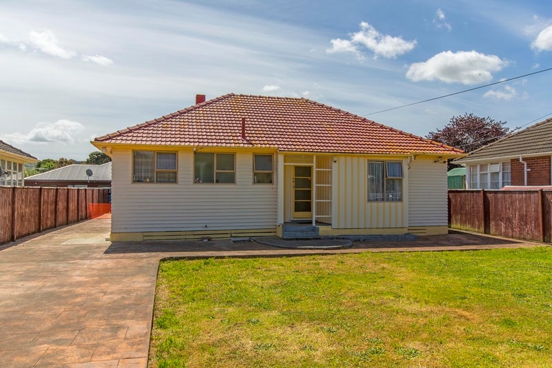 61 Colson Street, Avalon, Lower Hutt - Carousel 2