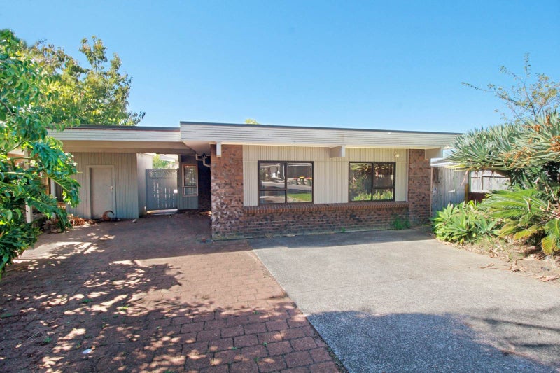 8 Trust Place, Sunnyhills, Auckland - Carousel 1