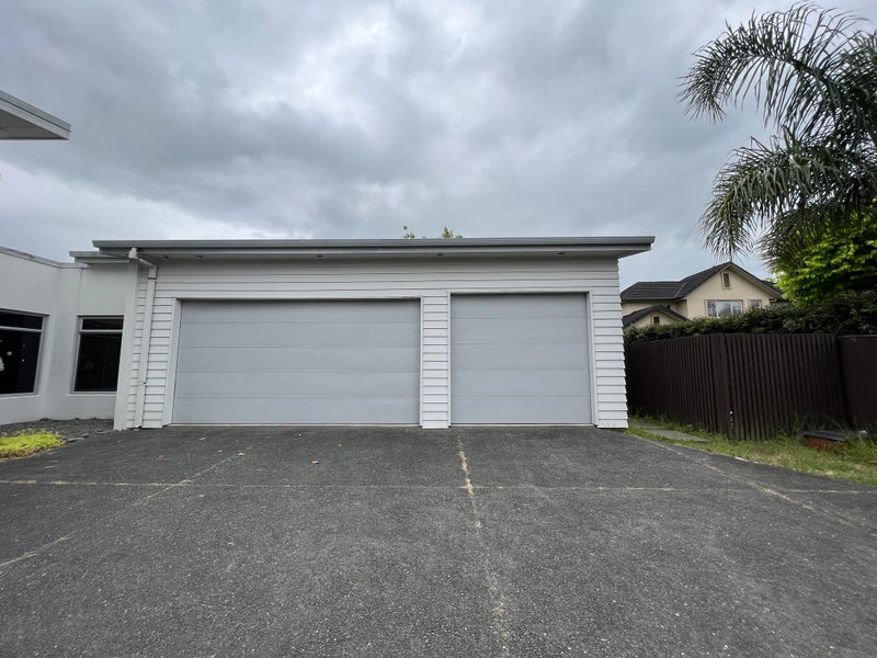 18 Shalimar Place, Huntington, Hamilton - Carousel 21