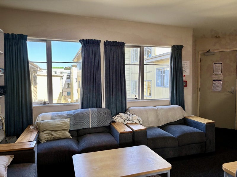 55/4 Sussex Street, Mount Cook, Wellington - Carousel 2