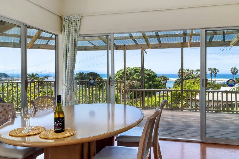 10 Heather Street, Mangawhai Heads, Mangawhai - Carousel 1