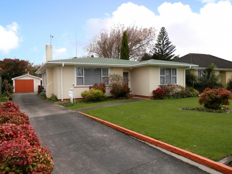6 Denbigh Place, Awapuni, Palmerston North - Carousel 1