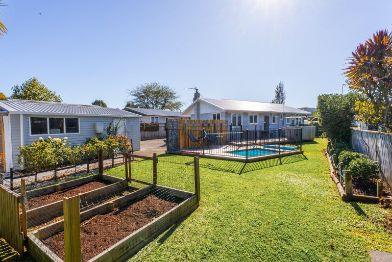 549 Wainui Road, Kaiti, Gisborne - Carousel 1