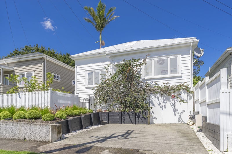 36 Fourth Avenue, Kingsland, Auckland - Carousel 2