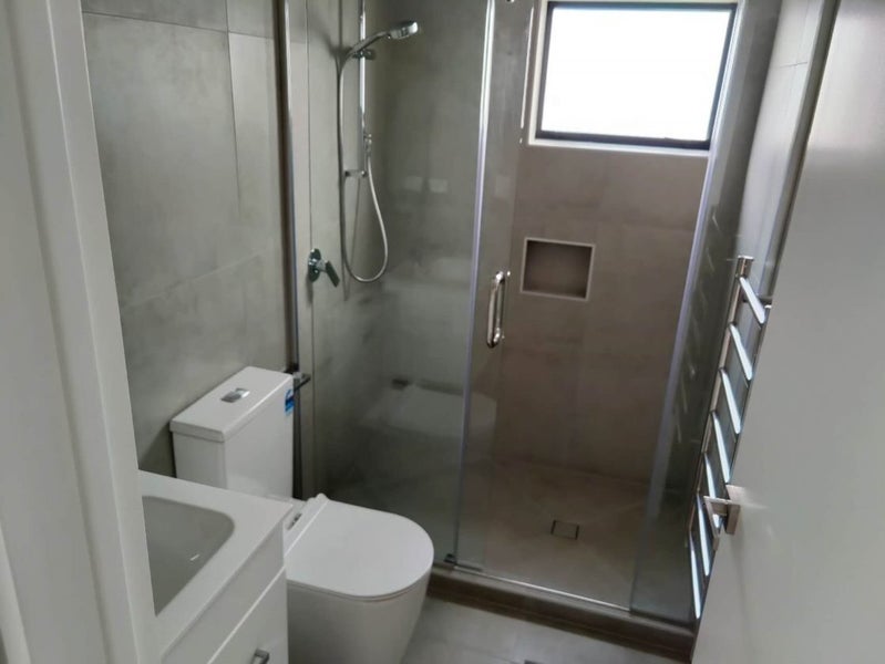 162E Barrack Road, Mount Wellington, Auckland - Carousel 9