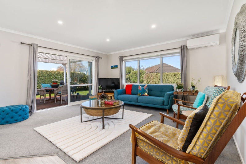 7 Hartley Avenue, Carterton, Carterton - Carousel 2