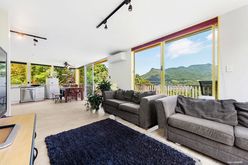 1127 Huia Road, Huia, Auckland - Carousel 2
