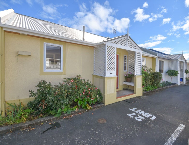 27/31 Eastbourne Street, Caversham, Dunedin - Carousel 13