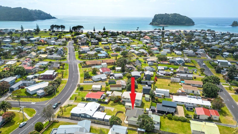 215B Williamson Road, Whangamatā - Carousel 24
