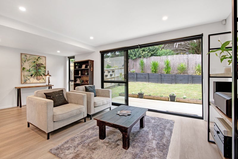 46 Seafarer Crescent, Stanmore Bay, Whangaparaoa - Carousel 2