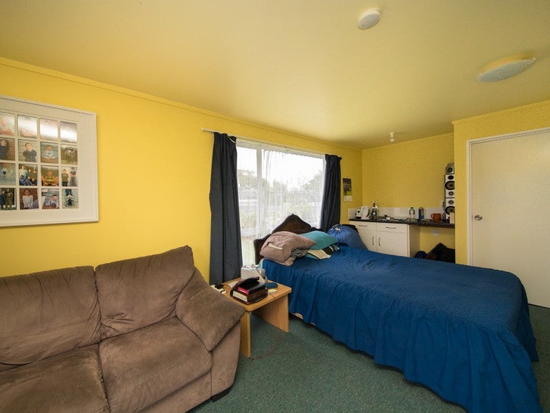 47 Miro Street, Takaro, Palmerston North - Carousel 14