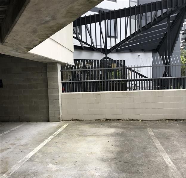 13J/3 Whitaker Place, Grafton, Auckland - Carousel 11