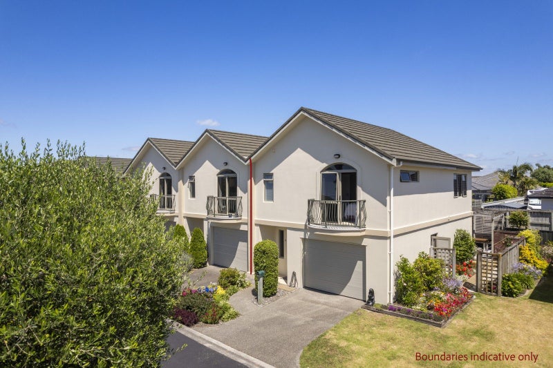 200 Papamoa Beach Road, Papamoa Beach, Papamoa - Carousel 2