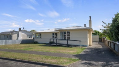 34 Perth Street, Levin, Levin - Carousel 1