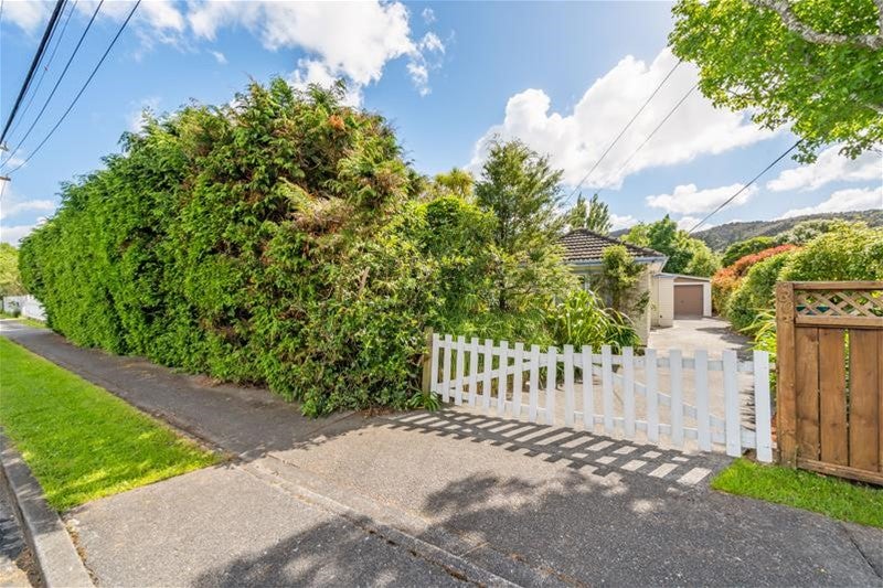 30 Hyde Street, Wainuiomata, Lower Hutt - Carousel 1