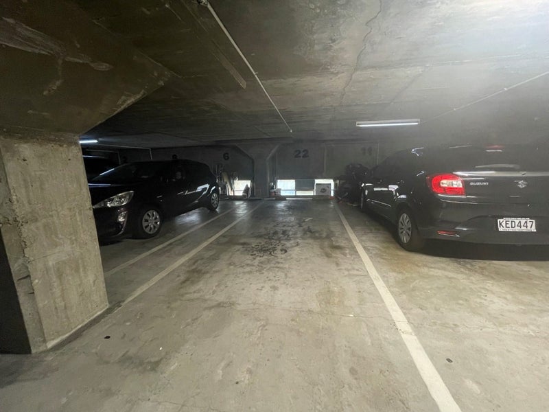 22/220 Thorndon Quay, Pipitea, Wellington - Carousel 9