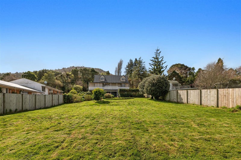 17 Mountain Road, Western Heights, Rotorua - Carousel 2