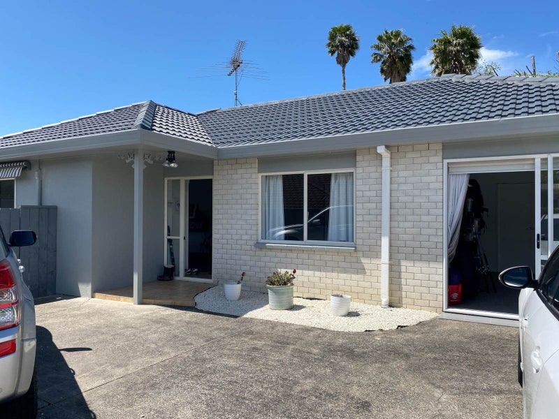 1B Mollyhawk Rise, Arkles Bay, Whangaparaoa - Carousel 1