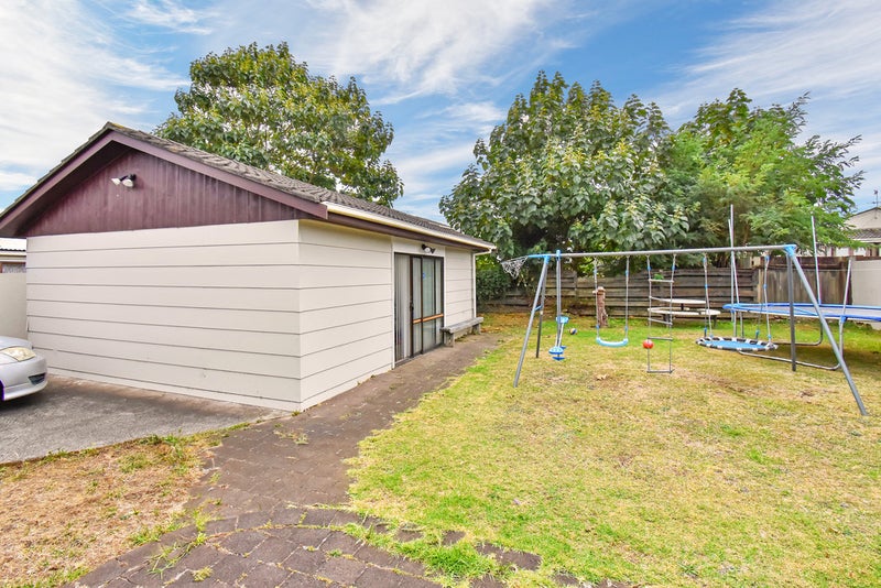 4 Adel Place, Weymouth, Auckland - Carousel 10